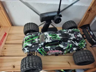 Coche RC Mejorado,profesional de batería .