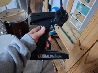 Coche RC Mejorado,profesional de batería  .