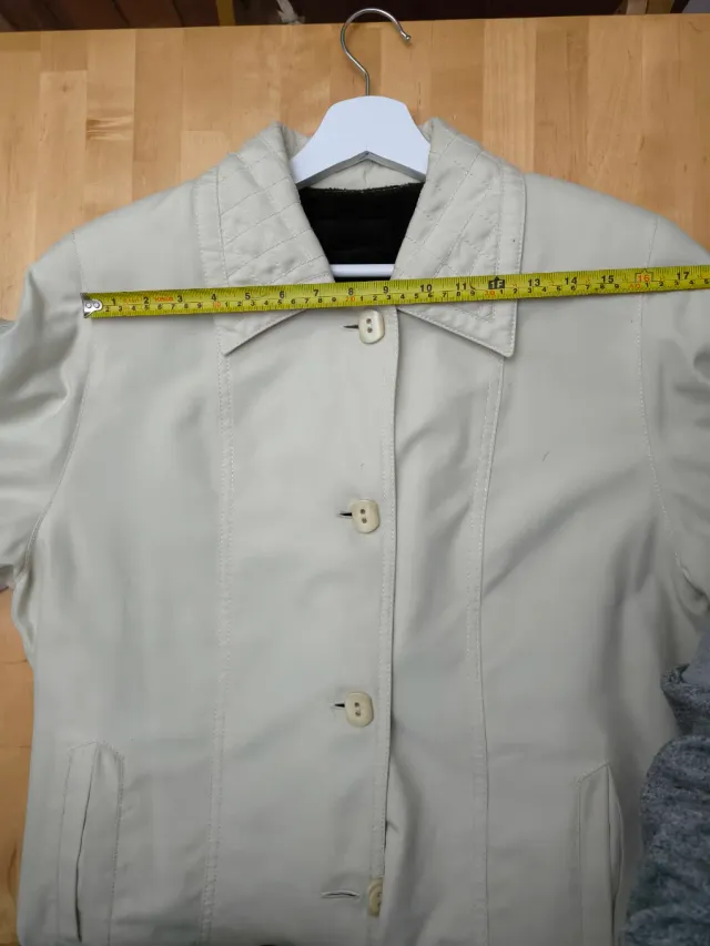 Gabardina mujer modista beige