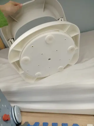 Silla giratoria baño bebé