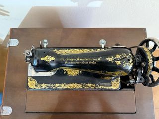 Máquina de coser Singer antigua 15K