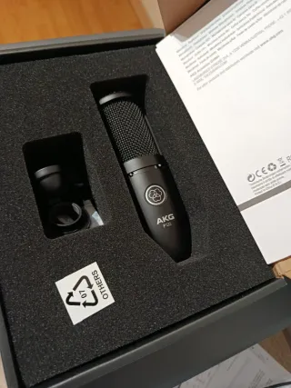 Micrófono AKG P120 Negro