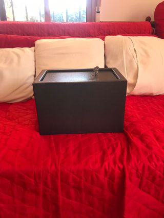 Cassaforte in ferro con 2 chiavi