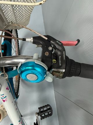 Bicicleta BTWIN 24 niña Shimano