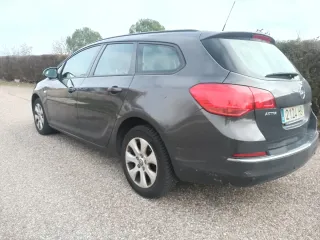 Opel Astra 2013