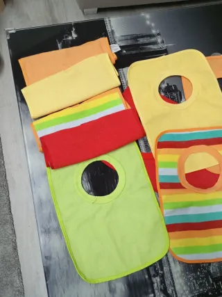 Lote Baberos + Babero Silicona Regalo