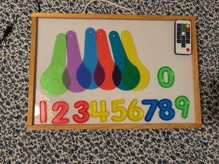 Caja de luz Montessori de madera