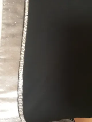 Leggings negros con brillos plateados