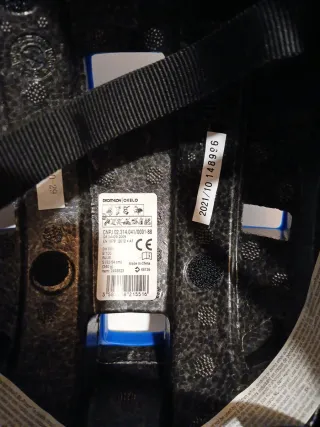 Casco infantil azul Decathlon