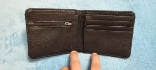Cartera de piel para hombre
