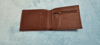 Cartera de piel para hombre