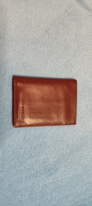 Cartera de piel para hombre