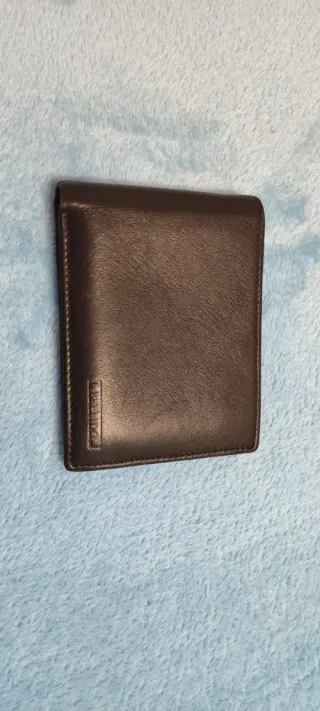 Cartera de piel para hombre