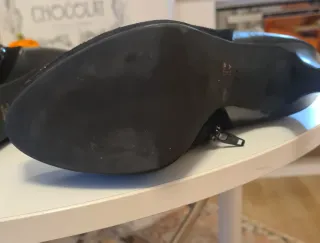 Stivali alti neri con tacco