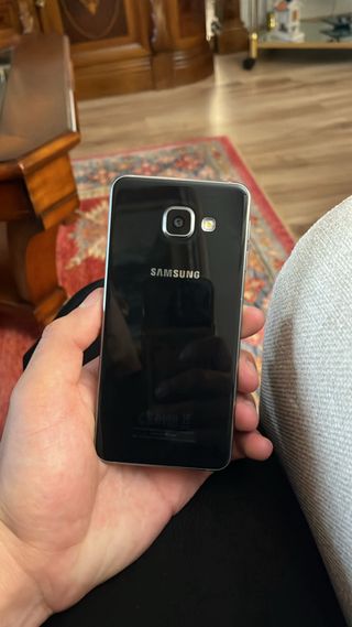 Samsung Galaxy A3 Negro/Plateado