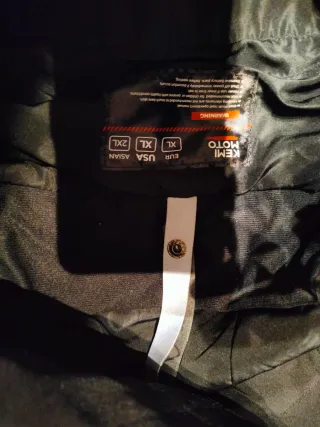 Chaqueta KEMIMOTO Calefactable Negra