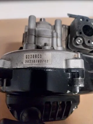 Motor de 23cm3 de 2 tornillos zenoah