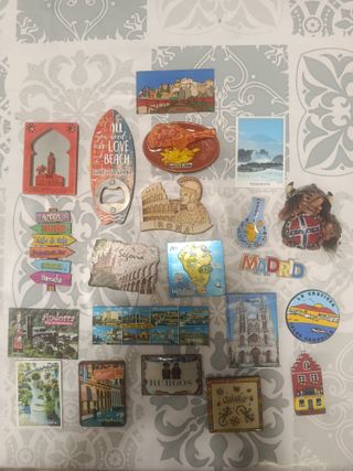 Lote de imanes de varios países y partes de España