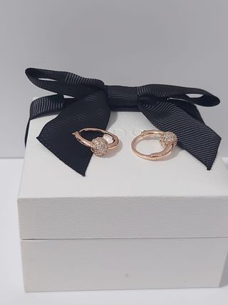 Pendientes Pandora Aro tono oro rosa y Circonitas