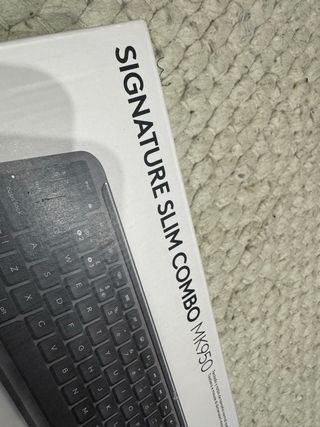 Logitech Signature Slim Combo MK950 Teclado+Ratón