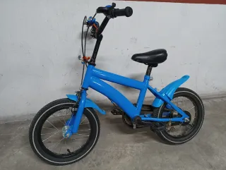 Bicicleta infantil azul