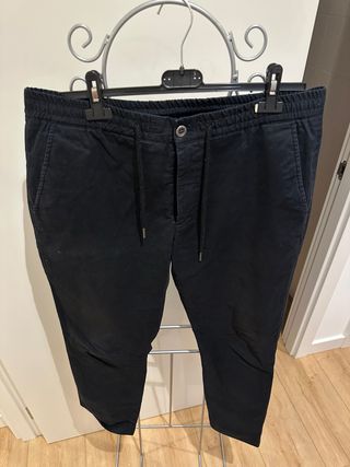 Pantalones chinos Álvaro Moreno azul marino