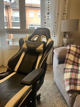 Silla Gamer Newskill Negra