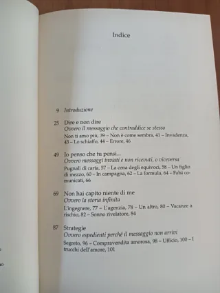 Libro Equivoci e Sentimenti. Copertina rigida.