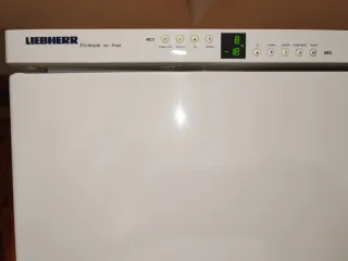 Nevera Liebherr Blanca