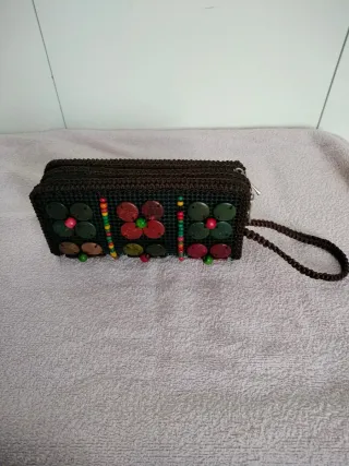 Bolso de mano decorado