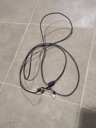 Despiece de Logitech G25 fuente, placa base, cable