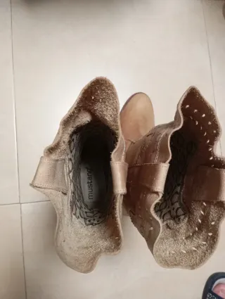 Botas de media caña beige