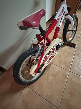 Bicicleta Infantil Conor 14 Roja y Blanca