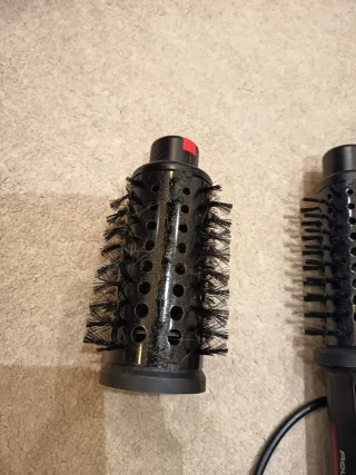 Cepillo Moldeador Rowenta x Karl Lagerfeld