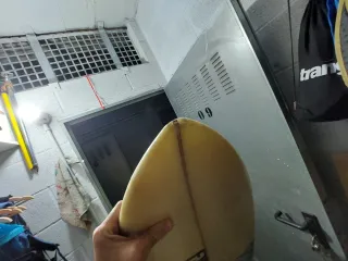 Tabla de surf PKS ( segunda marca de Pukas)