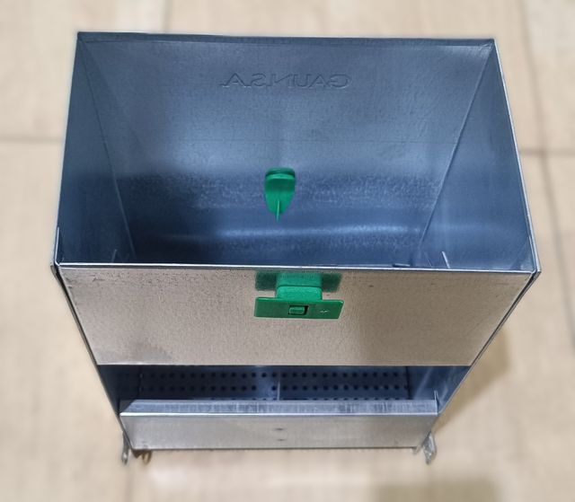 Tolva para conejos GAUN