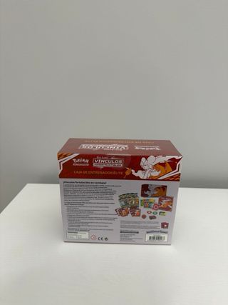 Caja Entrenador Élite Pokémon Sol y Luna