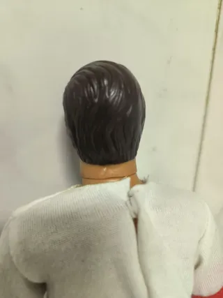 Ken Articulado con Abbigliamento Disney Mickey