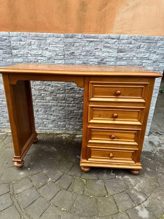Escritorio madera provenzal
