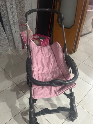 Carrozzino neonata rosa con cuoricino