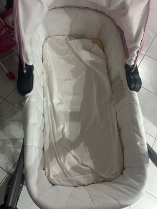 Carrozzino neonata rosa con cuoricino