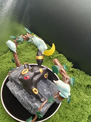 Figura artesanal Pokémon Umbreon