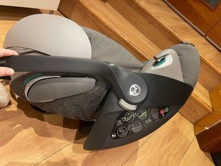 Silla Cloud Z2 i-Size + Base Z2 Giro cybex
