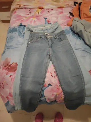 Lote 2 Pantalones Pitillo Talla 34