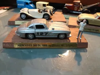 Juguete antiguo lote de 7 coches solido 1/43