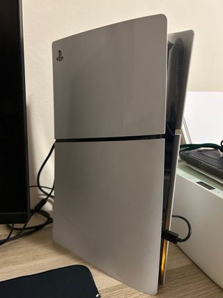 PlayStation 5 con mando