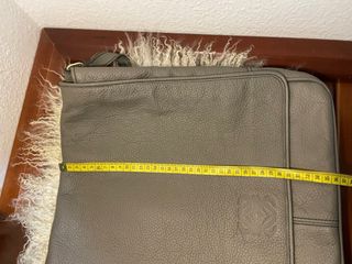 Bolso Loewe Gris Piel no garantizo autenticidad