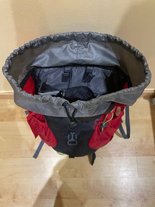 Mochila Millet 30L con sistema Fast Back