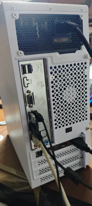 MINI PC , Garantía 12M , Ryzen 7 2700 , GTX 1650