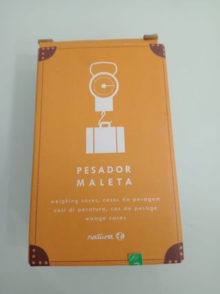 Balanza de maletas con cinta métrica